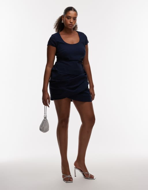 ASOS DESIGN Curve - Vestito corto blu navy con maniche ad aletta e gonna a portafoglio, 2 di 4