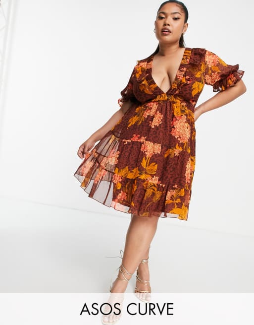 ASOS DESIGN Curve - Vestito corto con stampa mista a fiori e animalier e allacciatura sul retro