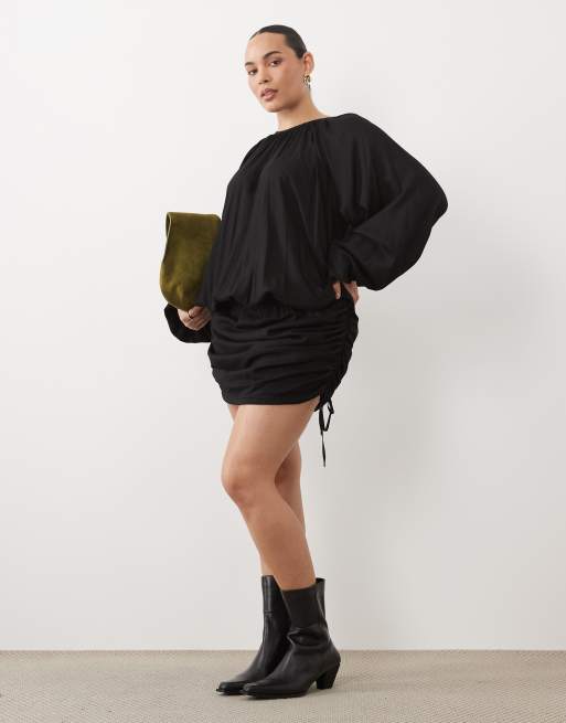 ASOS DESIGN Curve - Vestito corto girocollo nero con gonna arricciata, 2 di 4