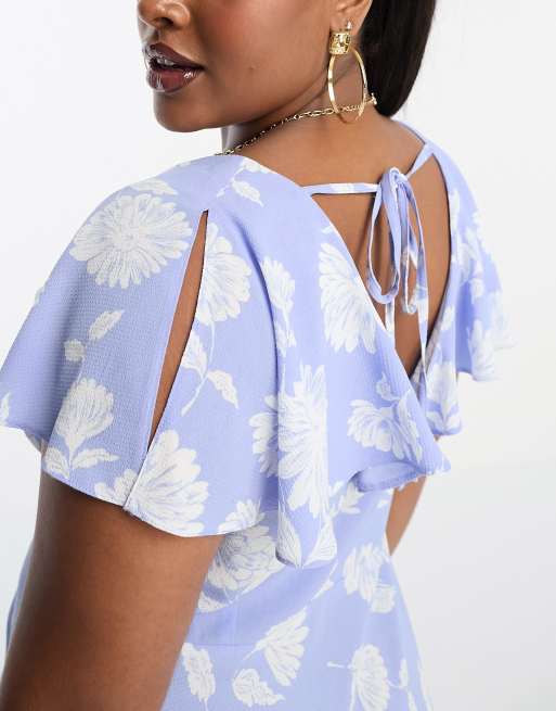 ASOS DESIGN Curve - Vestito corto lilla a fiori con bottoni e maniche con volant, 4 di 4