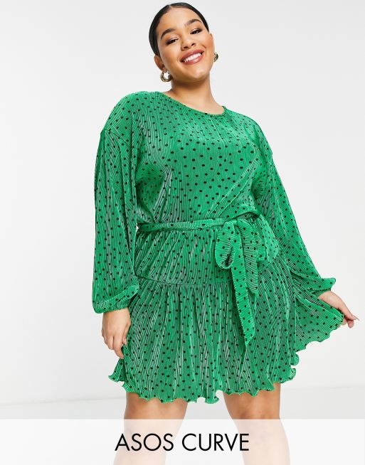 ASOS DESIGN Curve - Vestito corto plissé con cintura verde e nero con stampa a pois 