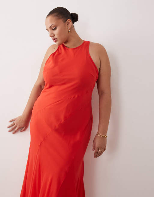 ASOS DESIGN Curve - Vestito lungo taglio sbieco rosso con scollo a vogatore e fondo godet, 4 di 4