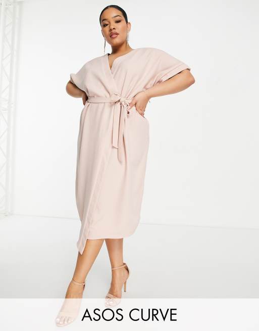 ASOS DESIGN Curve - Vestito midi a portafoglio, color cipria