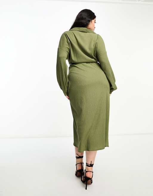 ASOS DESIGN Curve - Vestito midi testurizzato a portafoglio kaki con colletto, 3 di 4