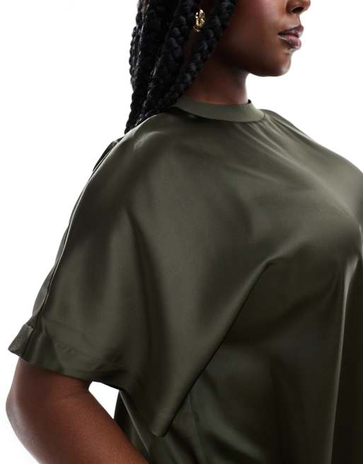 ASOS DESIGN Curve - Vestito T-shirt corto oversize in raso kaki, 4 di 4
