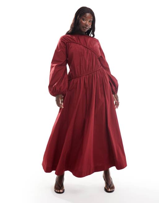 ASOS DESIGN Curve – Vinröd maxiklänning med asymmetrisk volang