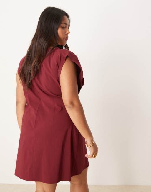 ASOS DESIGN Curve – Vinröd miniklänning i bengalin med hög krage och veck, 4 av 4