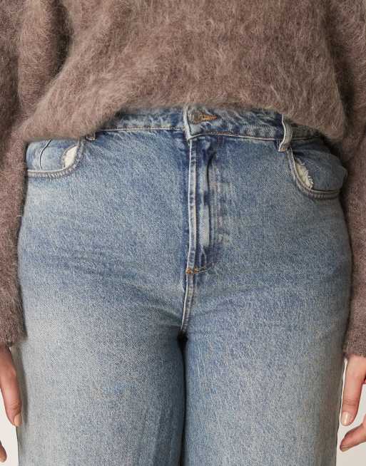 ASOS DESIGN Curve – Vintagetvättade jeans med vida ben,hög midja och inrdagna detaljer, 4 av 5