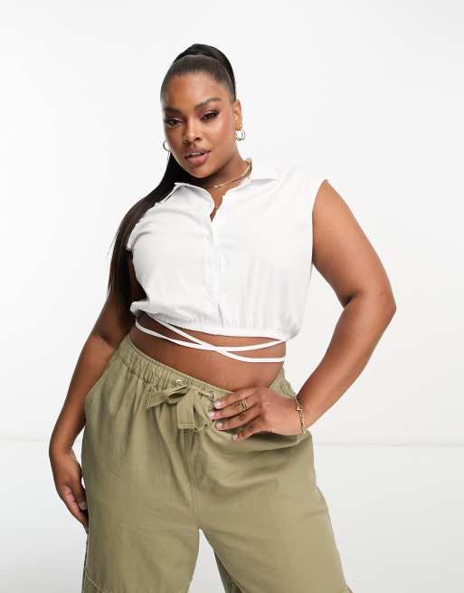 ASOS DESIGN Curve – Vit kort skjorta med knytning i midjan, 2 av 4