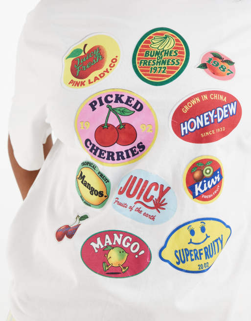 ASOS DESIGN Curve – Vit t-shirt i oversized fit med fruktstickers, 3 av 4