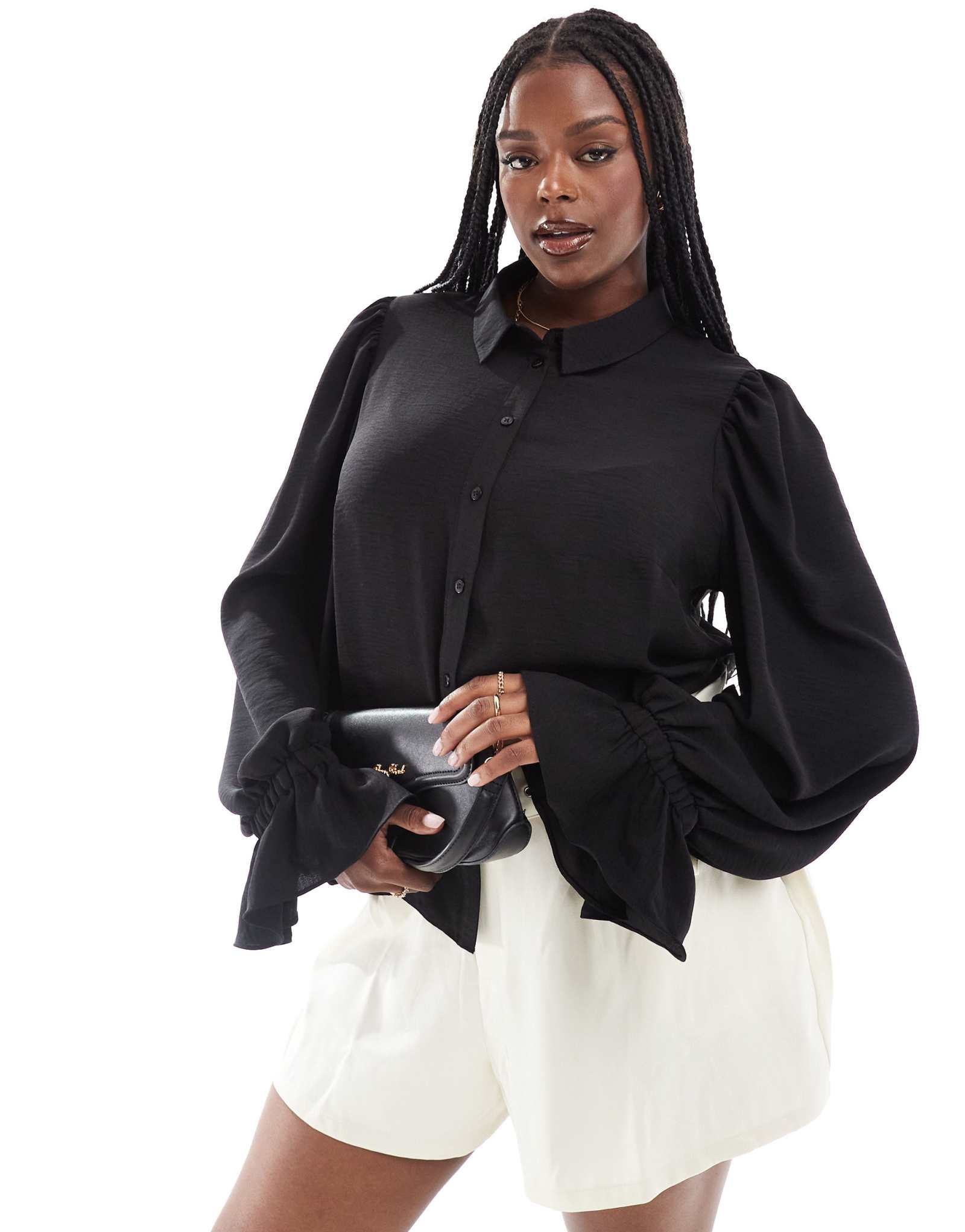 Мягкая рубашка ASOS DESIGN Curve с объемными рукавами и манжетами с оборками черного цвета 7090₽