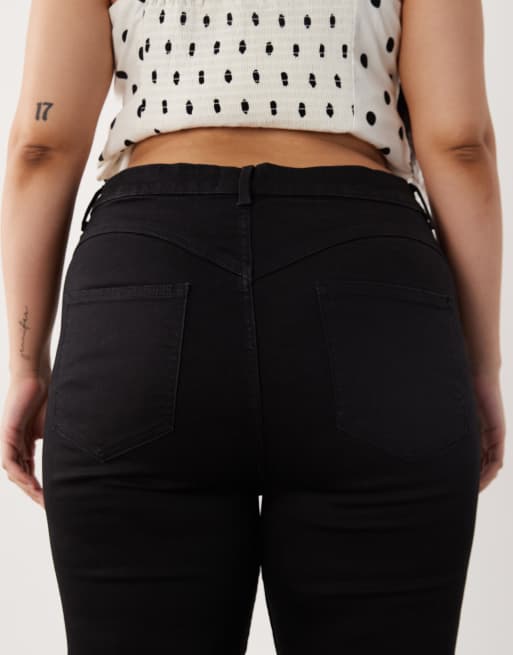 ASOS DESIGN Curve - Vormgevende flared jeans met power stretch in zwart, 5 van 5