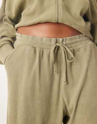Asos Curve Asos Design Curve Waffle Paperbag Waist Sweatpants In Green