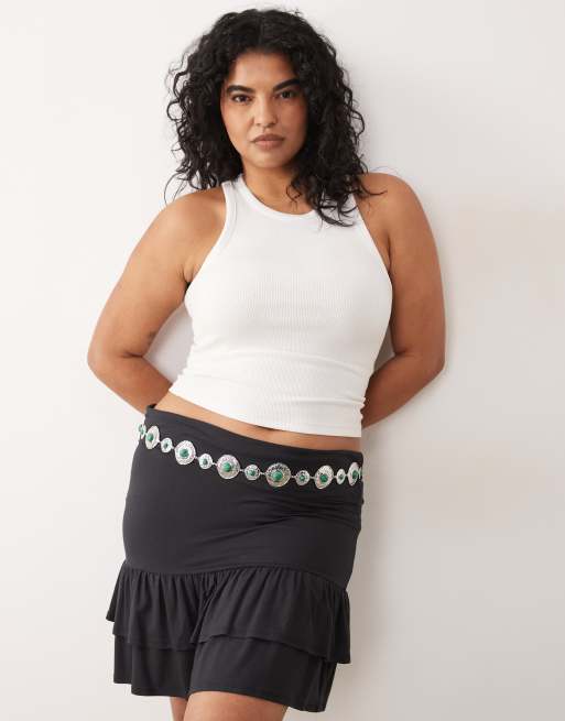 ASOS DESIGN Curve waist and hip green stone set chain belt in silver tone, 3 of 3