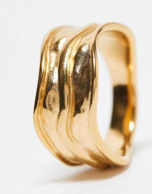 ASOS DESIGN Curve waterproof stainless steel ring with molten wave design in gold tone, 2 of 4