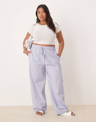 ASOS DESIGN Curve – Wciągane niebieskie spodnie z materiału przypominającego len - view 1