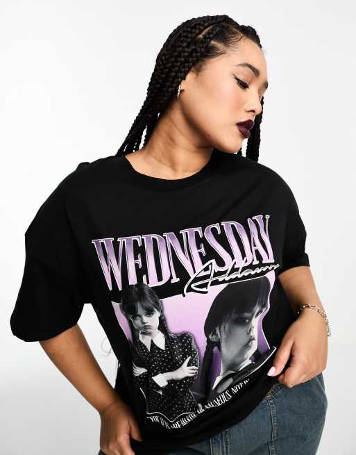 ASOS DESIGN Curve - Wednesday Addams - Oversized T-shirt med lilla, licenseret grafik i sort