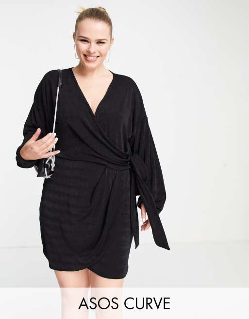 ASOS DESIGN Curve – Weich fließendes Wickelkleid mit Blousonärmeln in Schwarz