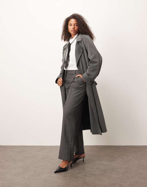 ASOS DESIGN Curve – Weicher, eleganter Trenchcoat in Anthrazit, 2 von 4