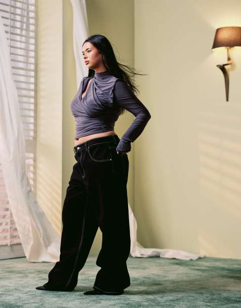 ASOS DESIGN Curve – Weite Jeans in Schwarz mit abgesetzten Ziernähten - view 1