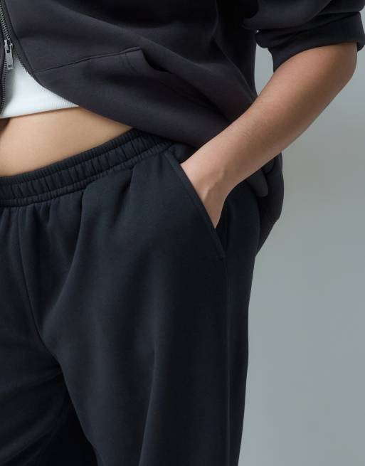 ASOS DESIGN Curve wide leg brushback jogger in black, 5 of 5