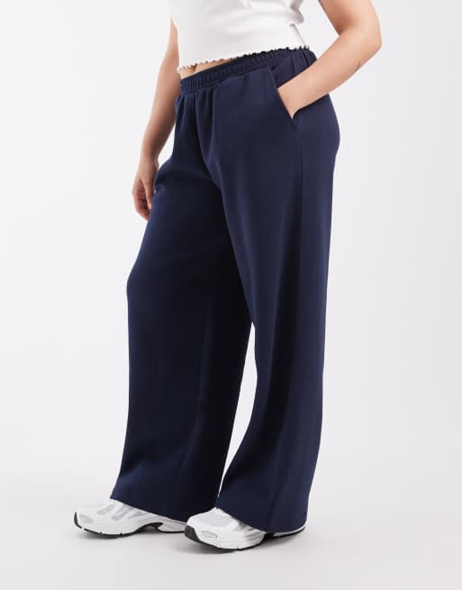 ASOS DESIGN Curve wide leg brushback Trackies in navy, 2 of 5