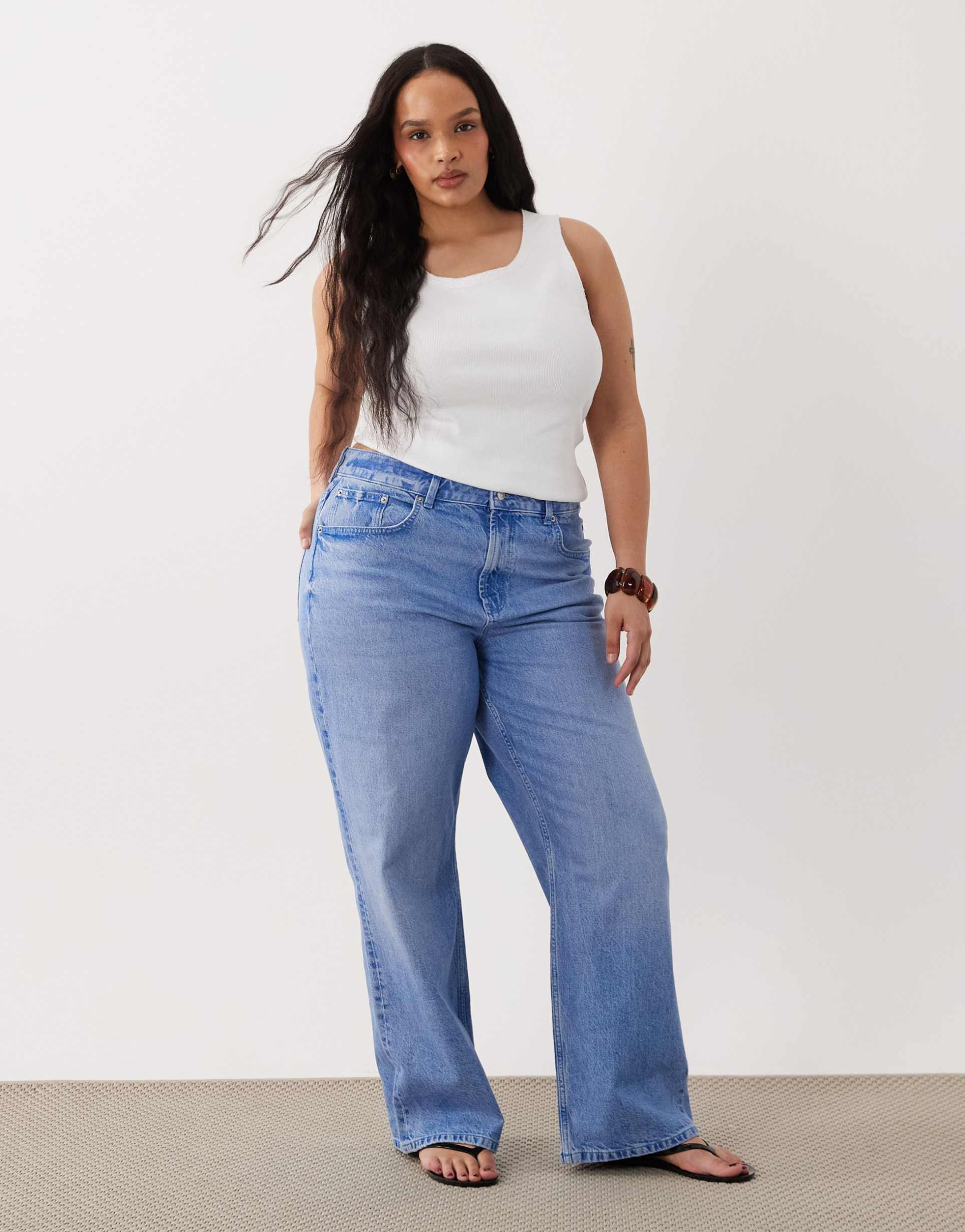 asos design curve wide leg dad jeans in bright blue