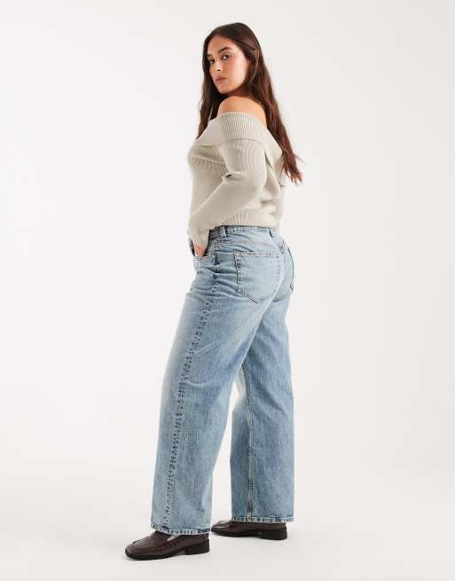 ASOS DESIGN Curve wide leg dad jeans in light vintage wash Circular Design Collection, 3 of 5