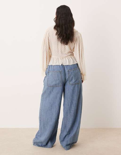 ASOS DESIGN Curve wide leg jeans with linen in light mid blue, 3 of 5