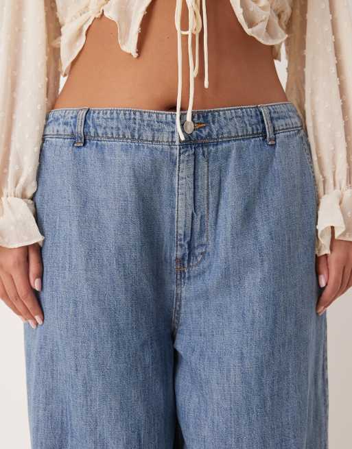ASOS DESIGN Curve wide leg linen blend jeans in light mid blue, 5 of 5
