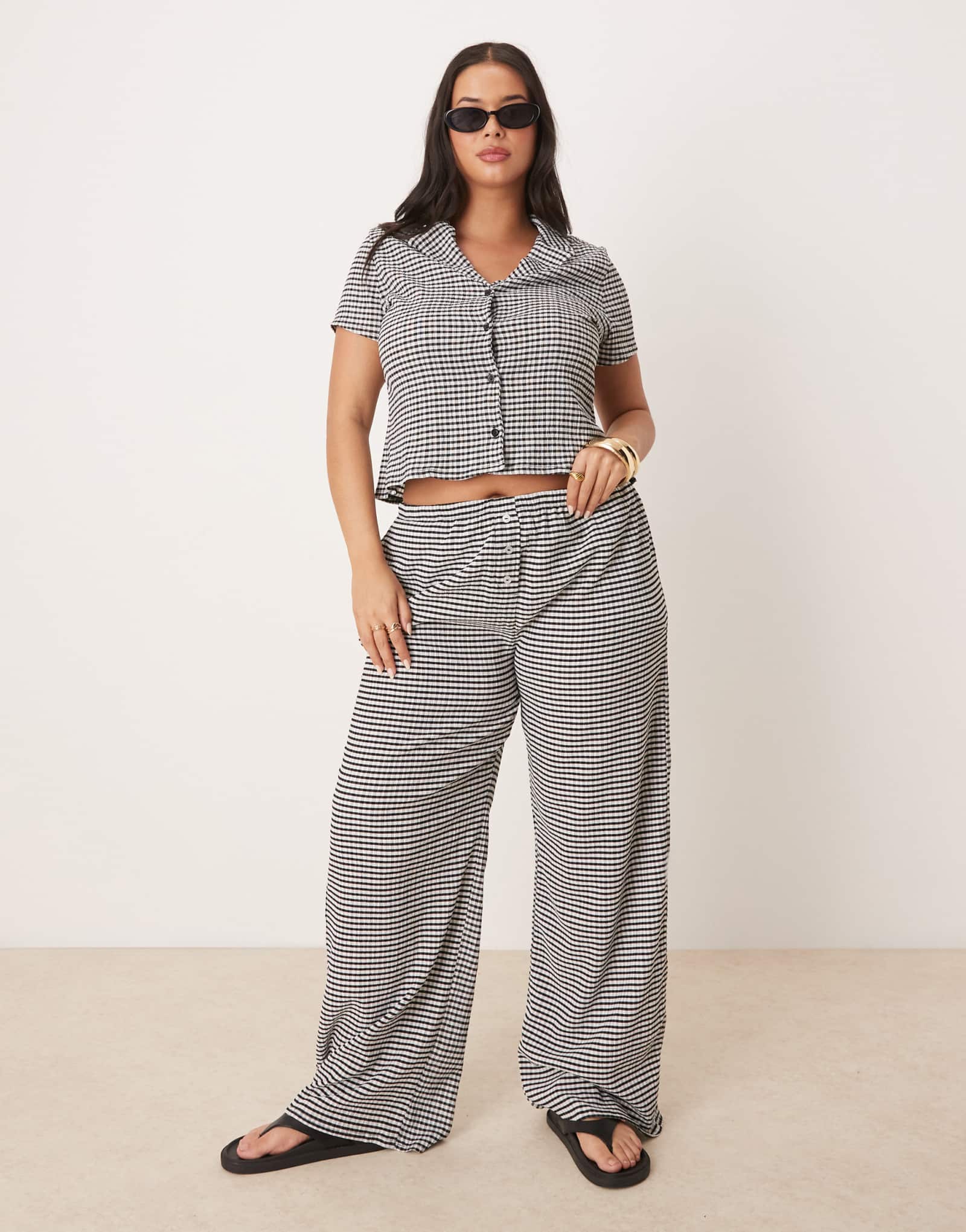 Широкие брюки ASOS DESIGN Curve из однотонной ткани - часть комплекта