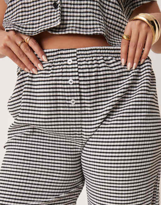ASOS DESIGN Curve wide leg pants in mono gingham (part of a set), 5 of 5