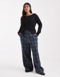 [ASOS DESIGN] ASOS DESIGN Curve wide leg tie waist pants in brushed navy check 24 Navy Check