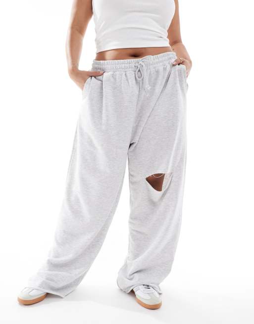 ASOS DESIGN Curve wide leg trackies with ripped knee in grey marl, 4 of 5
