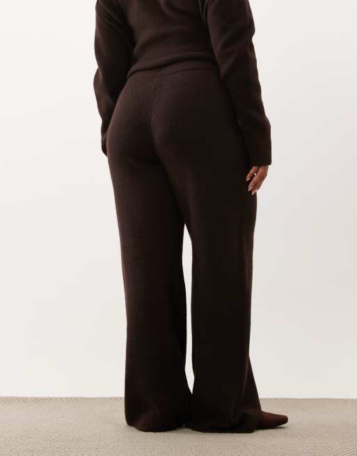ASOS DESIGN Curve wide leg trouser co-ord in chocolate, 2 of 5