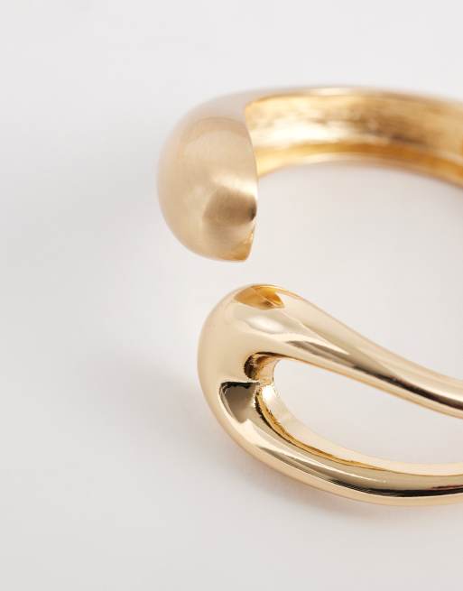 ASOS DESIGN Curve wrap around cuff bracelet with brushed gold tone detail, 2 of 3