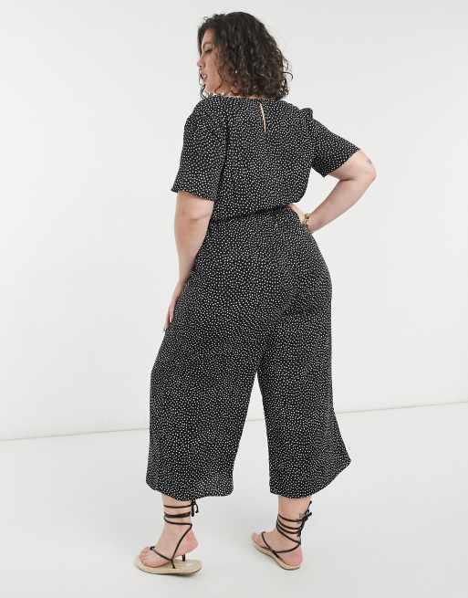 ASOS DESIGN curve wrap waist culotte jumpsuit in mono spot, 2 of 4