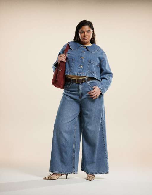 ASOS DESIGN Curve - Zachte jeans met wijde pijpen in mid-wash blauw
