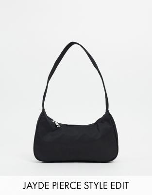 black shoulder bag