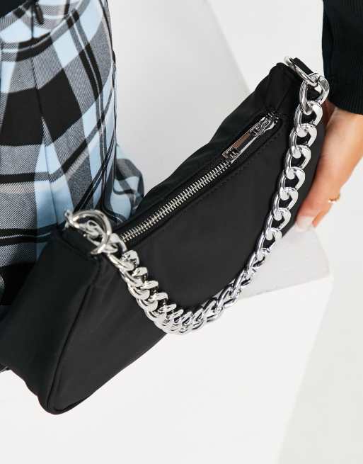 Black purse with 2025 silver chain strap