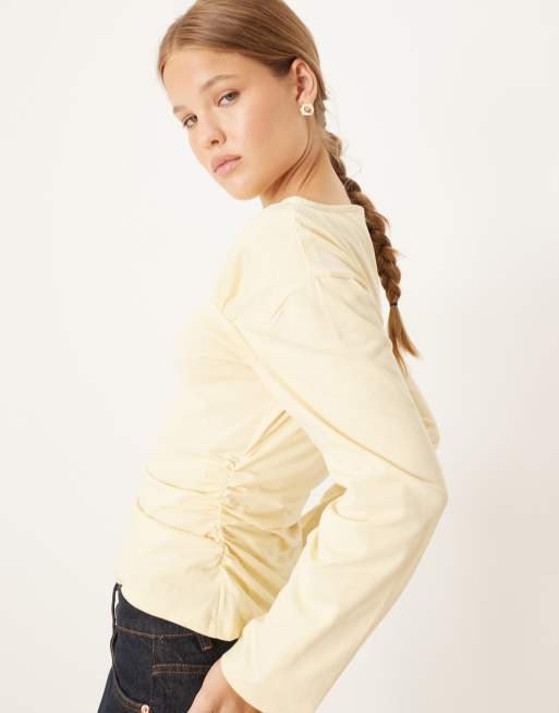 ASOS DESIGN curved cocoon sleeve detail cinched top in buttermilk, 4 of 4