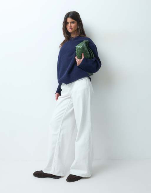ASOS DESIGN curved sleeve oversized sweater in navy, 3 of 4