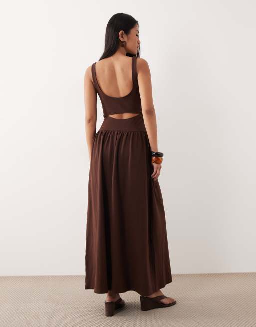 ASOS DESIGN cut out detail maxi dress in chocolate, 2 of 4
