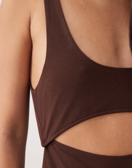 ASOS DESIGN cut out detail maxi dress in chocolate, 3 of 4