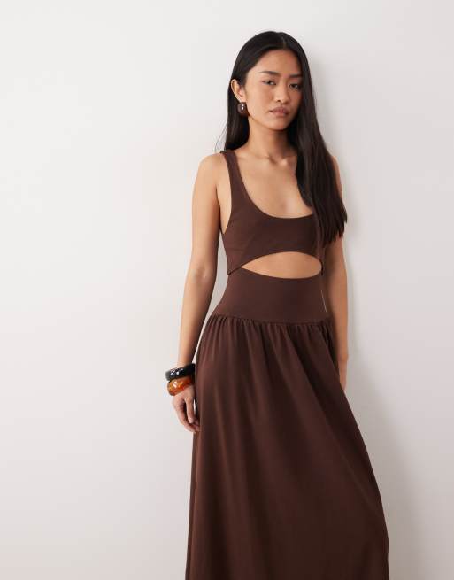 ASOS DESIGN cut out detail maxi dress in chocolate, 4 of 4