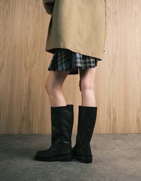 ASOS DESIGN – Cynthia – Trucker-Schlupfstiefel in Schwarz aus Nubukleder - view 1