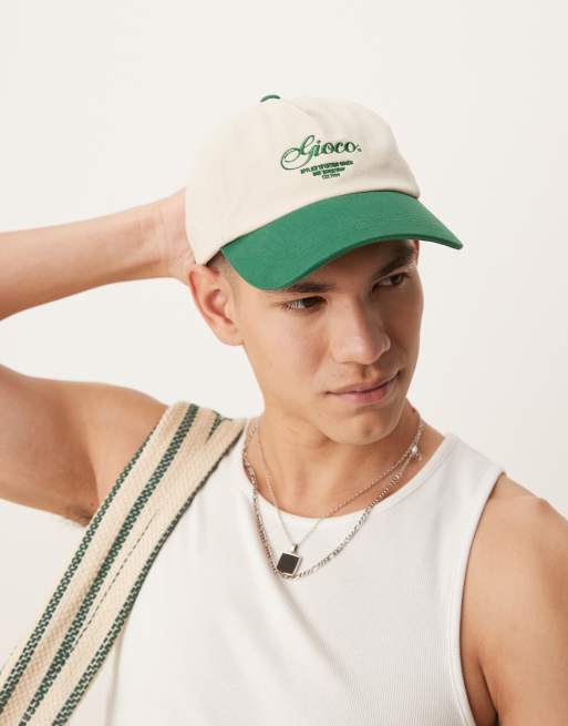 ASOS DESIGN – Czapka z daszkiem w kolorze ecru i zielonym z wyhaftowanym logo