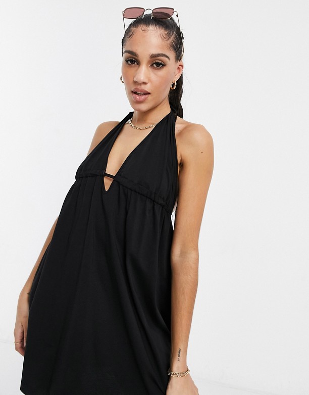  Klasyczny ASOS DESIGN – Czarna dżersejowa sukienka plażowa z głębokim dekoltem i wiązaniem w talii Czarny