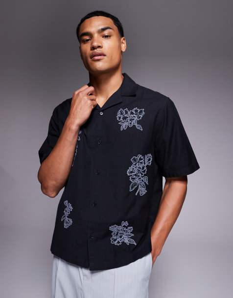 ASOS DESIGN – Czarna koszula o pudełkowym kroju z kołnierzykiem kubańskim i haftowanym kwiatowym wzorem - view 1