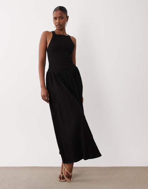 ASOS DESIGN – Czarna marszczona sukienka midi ze skrzyżowanymi ramiączkami na plecach i zabudowanym dekoltem - view 1